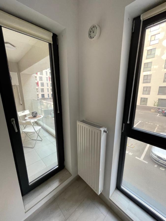 Pearl Luxury Apartment Near Presidential Palace Бухарест Екстер'єр фото