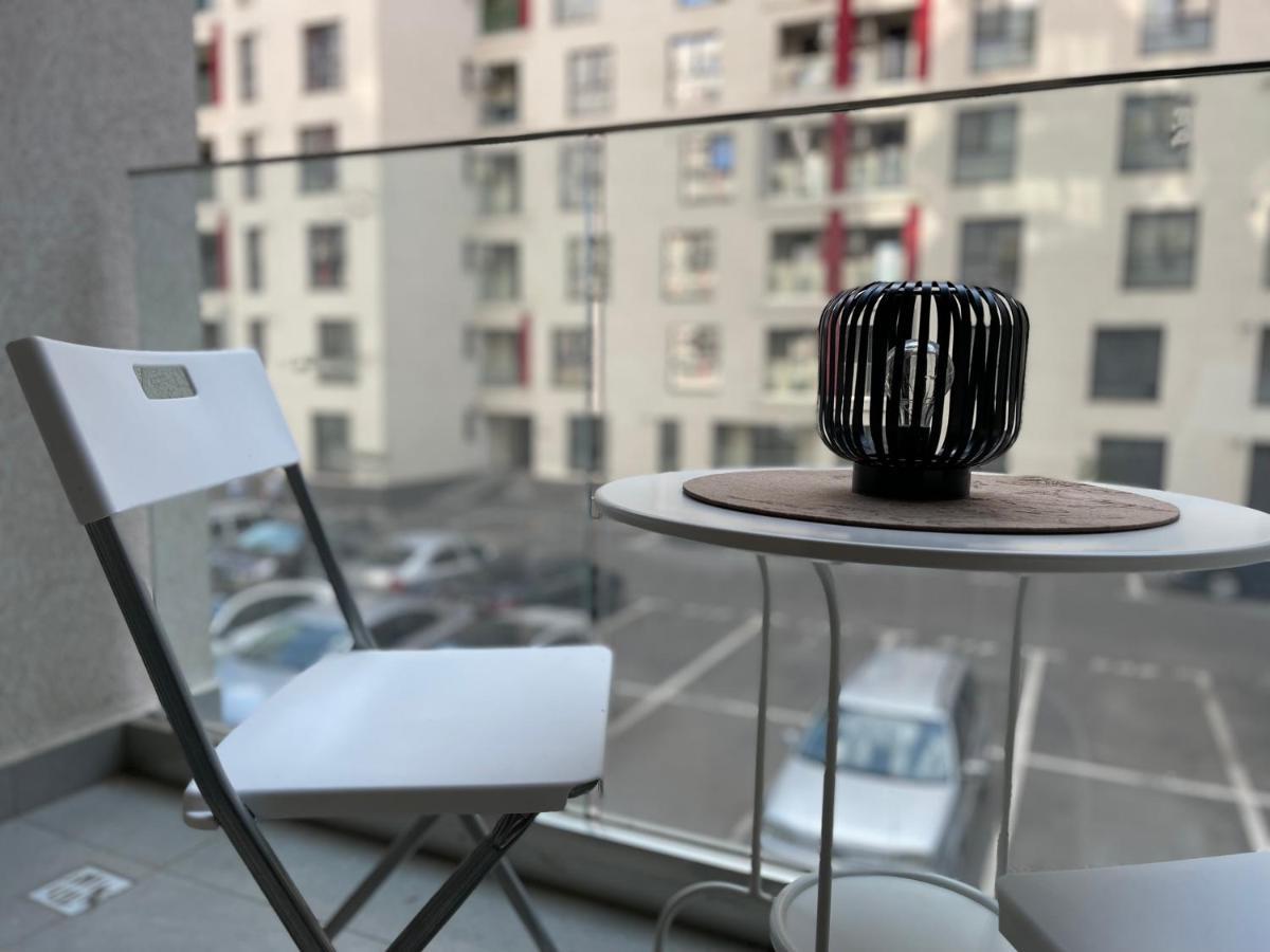 Pearl Luxury Apartment Near Presidential Palace Бухарест Екстер'єр фото