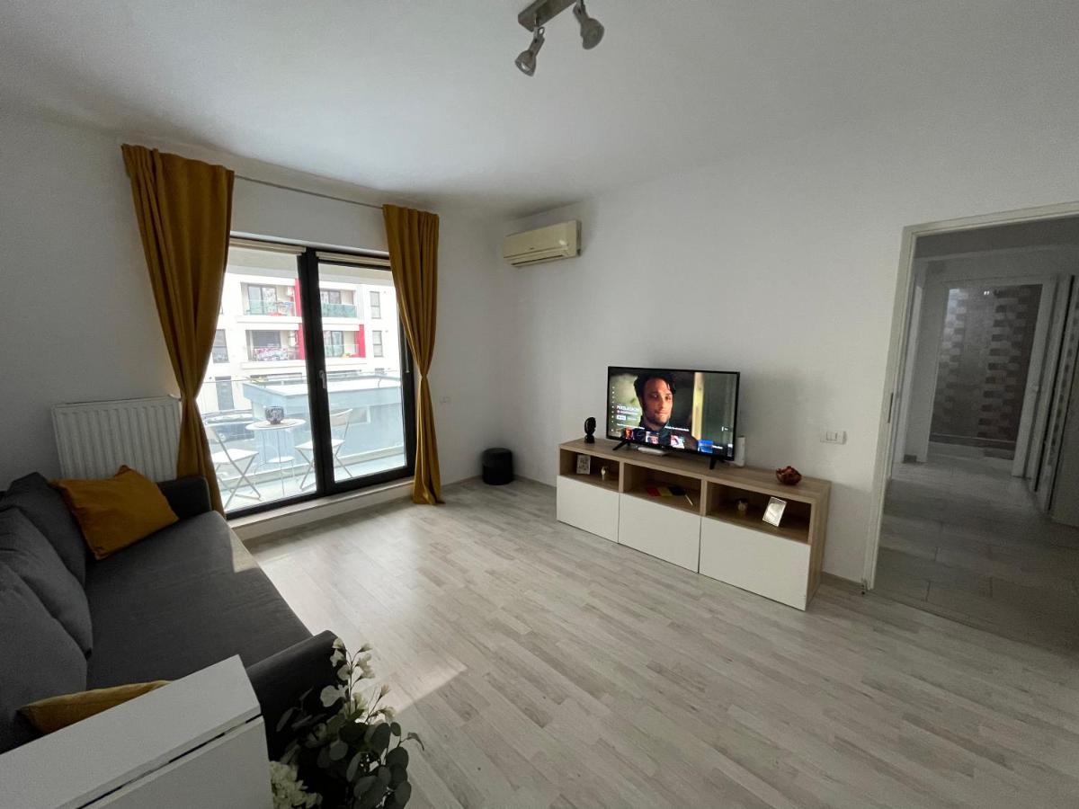 Pearl Luxury Apartment Near Presidential Palace Бухарест Екстер'єр фото